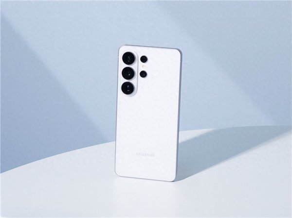 Kaiyun中国大陆官方网站入口 硬件级防窥屏加持! 三星Galaxy S26 Ultra从头界说旗舰手机安整体验